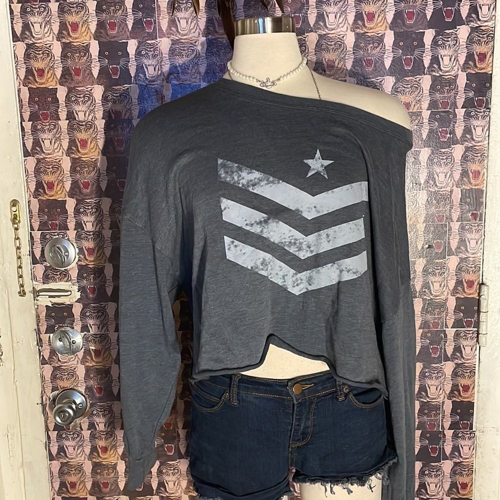 Grayson Threads Simple Cropped Graphic Sweatshirt - Picture 2 of 10
